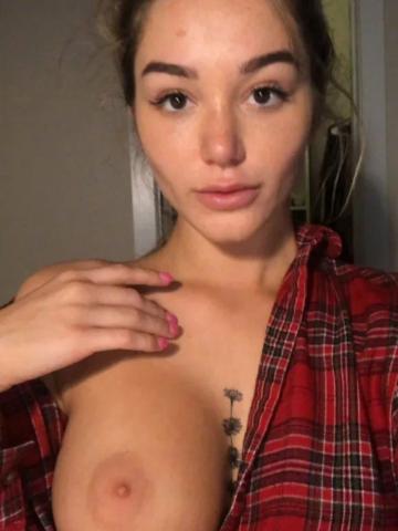 Виолетта Очаровательная Брюнетка фото 4